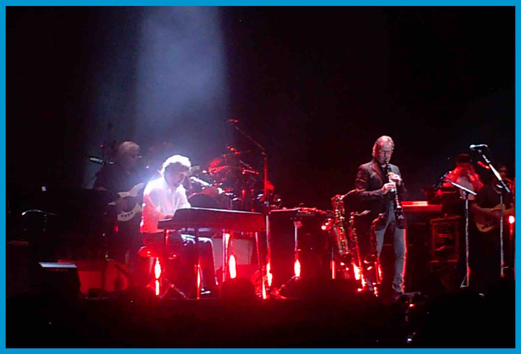 Give A Little Bit (MIDI-File) - Keys-Experts